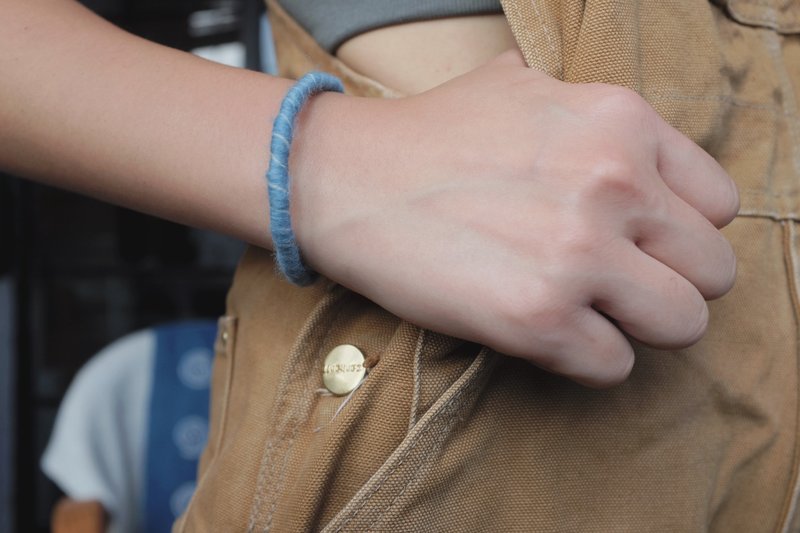 Indigo dyed wool bracelet no.5/6 tie dyed - Bracelets - Wool Blue