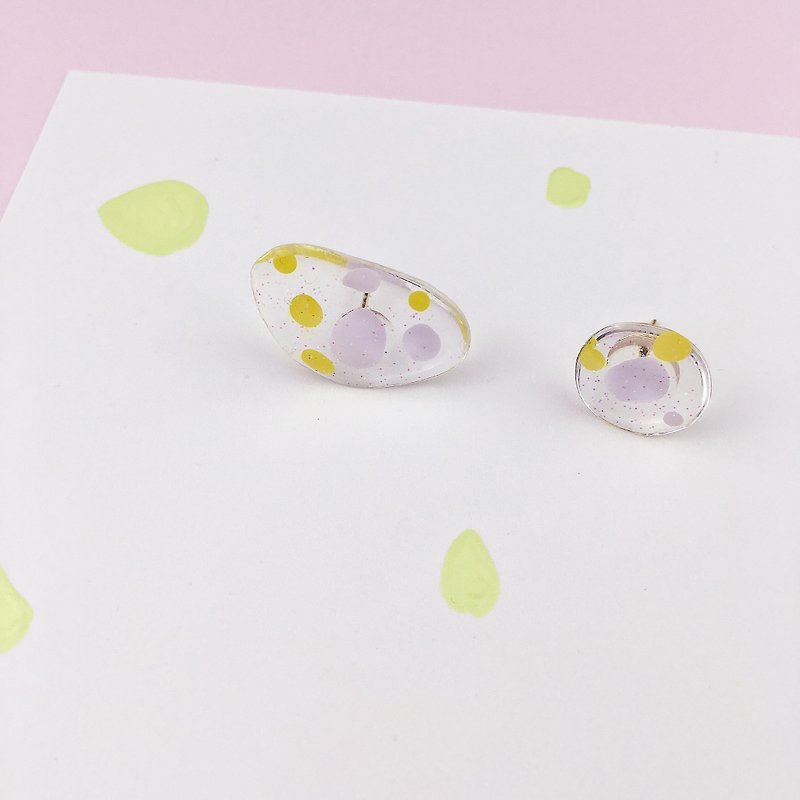 Round point romantic hand-painted resin 18K earring ear nail - ต่างหู - เรซิน 