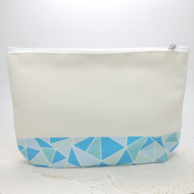 Mosaic Pattern Makeup Bag - Light Blue color - Toiletry Bags & Pouches - Other Materials Blue