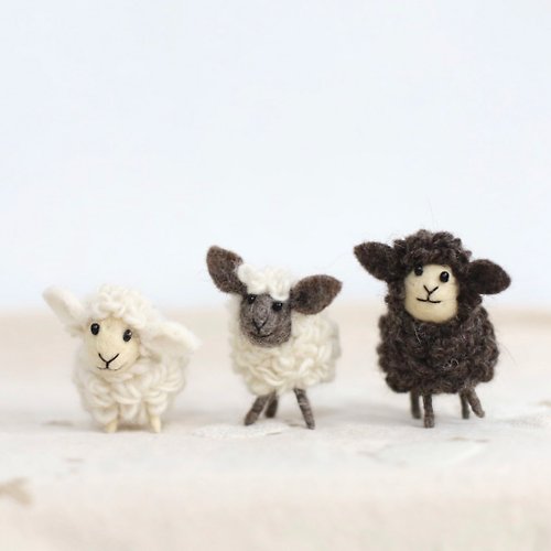 羊毛出在羊山上 羊毛氈 羊咩咩鑰匙圈