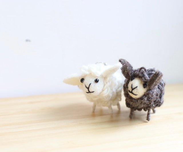 羊毛フェルト Aloha 羊毛の山 羊毛山 羊毛フェルト 羊バアバア キーホルダー - ショップ