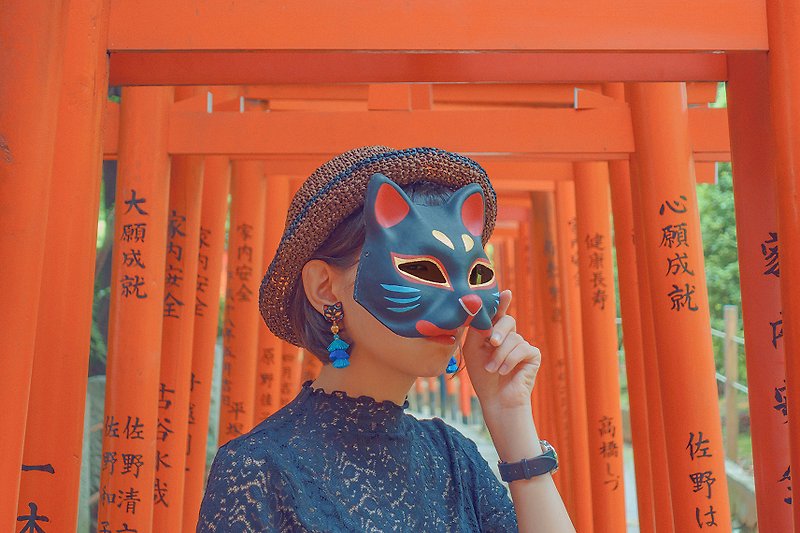【日本神社風イヤリングシリーズ】不思議な猫の顔/猫のマスク/ブライトブラック - ピアス・イヤリング - レジン ブラック