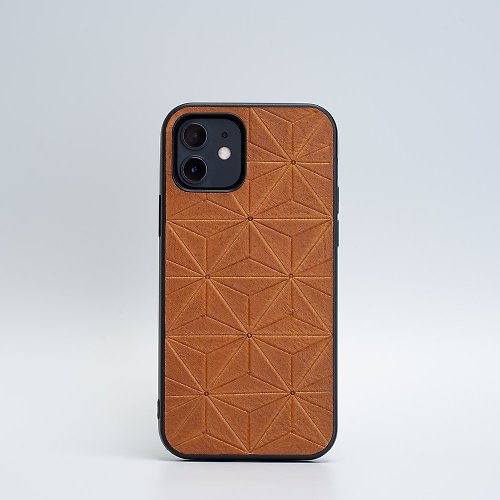 Geometric Goods iPhone外殼由意大利全粒植鞣皮革製成