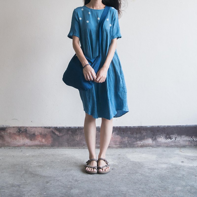 polka dot dress | indigo dyed soft cotton | 04 - 連身裙 - 棉．麻 藍色