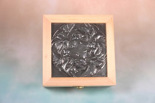 移動的金工教室-輕鬆學錫雕 團花收納盒玻璃蓋磁底