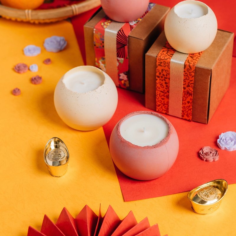 RUK ハンドメイド NO.8 レッドブレッシング 新年の祝福 エッセンシャルオイルの香りのキャンドル - キャンドル・燭台 - コンクリート レッド