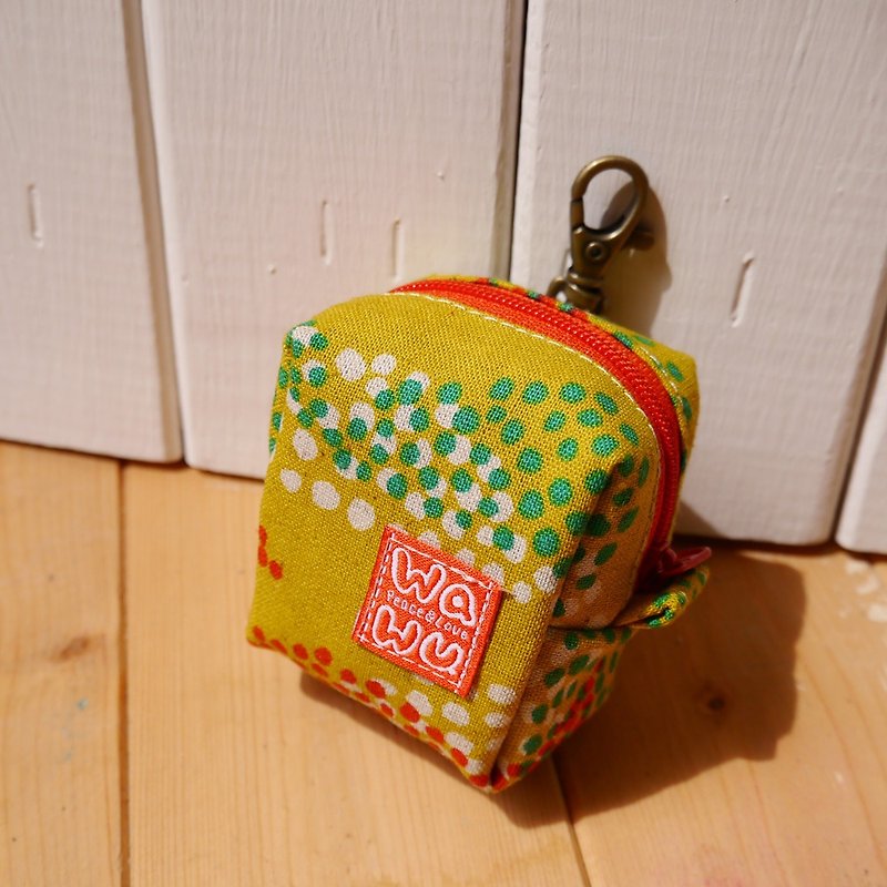 Small Boxy Key Chain Pouch (Yellow)Japan fabric/Tiny Zippered Pouch/ Zippered Bag/Key Chain/Key Fob - Wallets - Cotton & Hemp Yellow