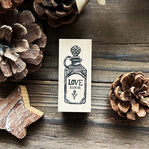 no32-34 ドリームズカムトゥルー香水瓶手描きヴィンテージスタンプ