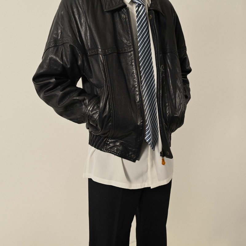 【NaSuBi Vintage】Embossed detail vintage leather jacket - Men's Coats & Jackets - Genuine Leather Black