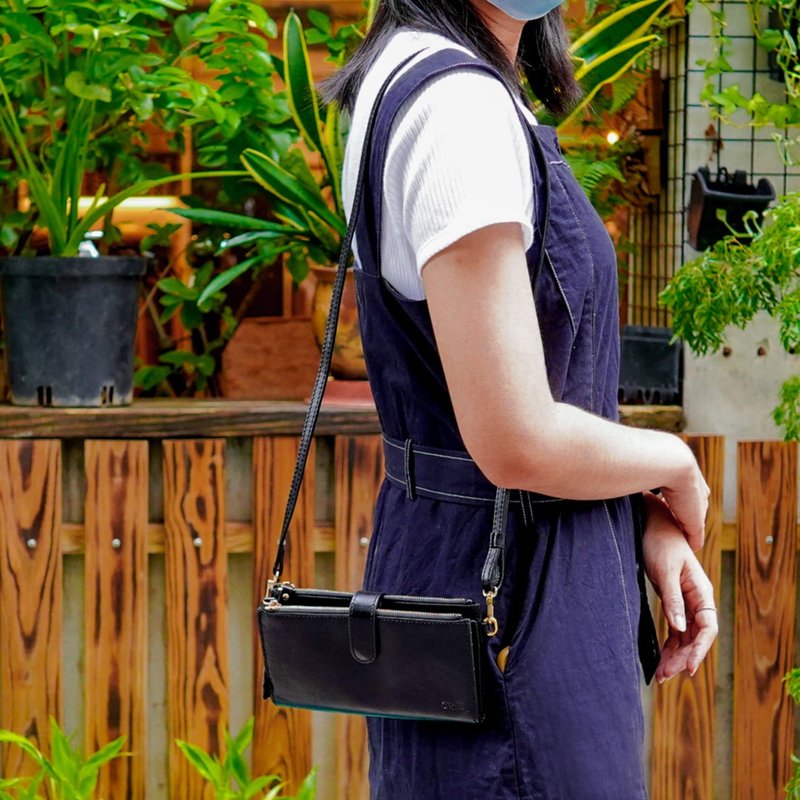 Italy vegetable tanned leather mobile phone bag passport dual-purpose cowhide pouch (black) - กระเป๋าแมสเซนเจอร์ - หนังแท้ สีดำ