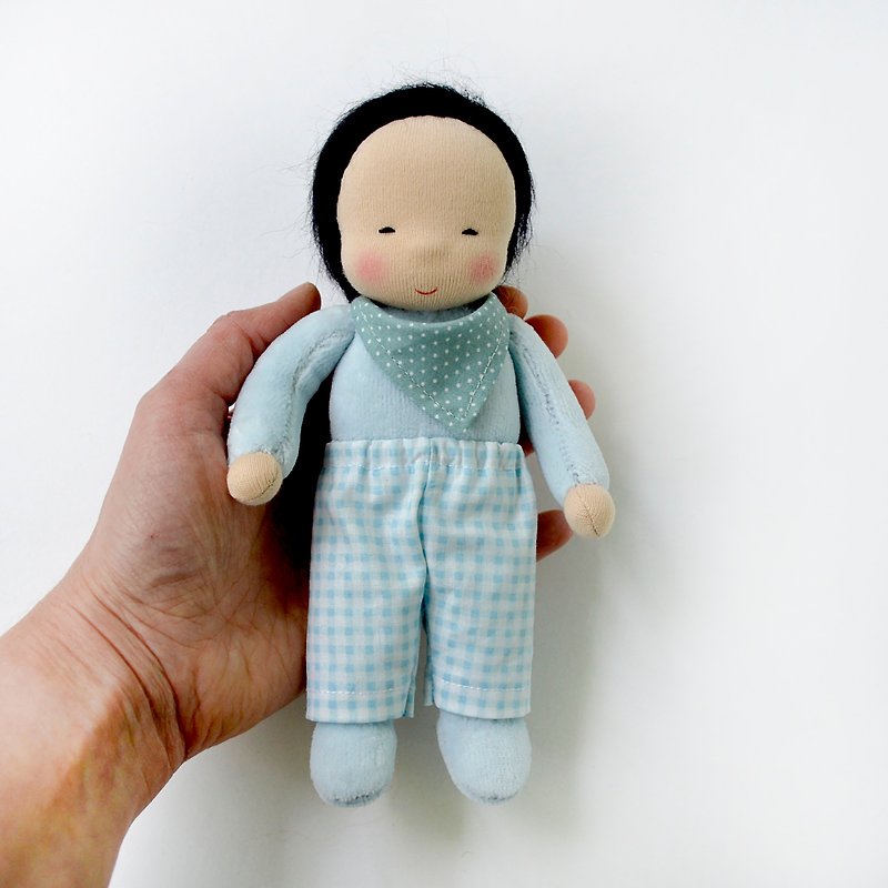 Waldorf doll pocket doll 7 inch (18 cm) tall. - ของเล่นเด็ก - วัสดุอีโค สีน้ำเงิน