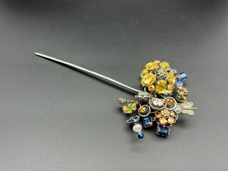 Glass Gemstone flower hairpin - เครื่องประดับผม - โลหะ สีส้ม