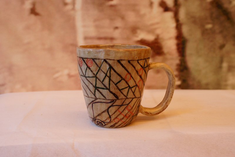 Hand pinched maze garden pattern high capacity mug (260ml) - แก้วมัค/แก้วกาแฟ - ดินเผา ขาว