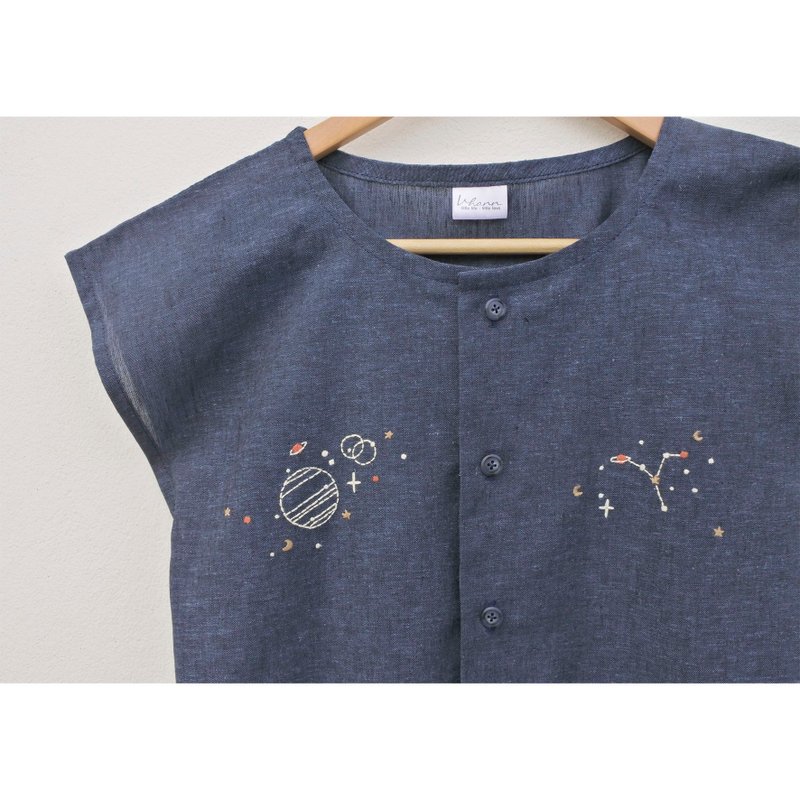 Embroidery | Cotton | Round neck shirt, blue - Women's Tops - Cotton & Hemp Blue