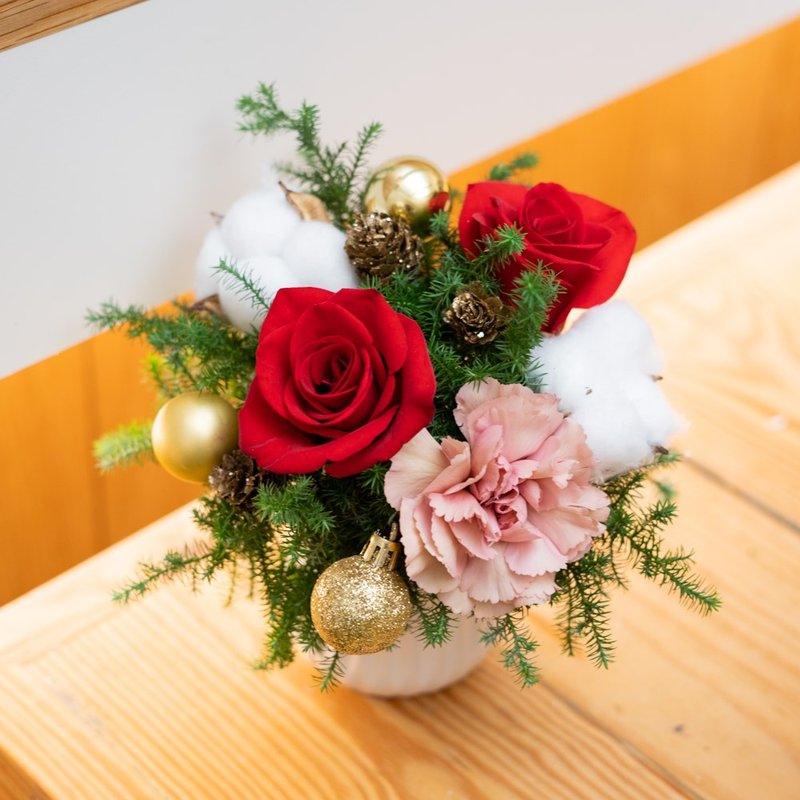 Starlight Red Table Flower - Plants - Plants & Flowers Red