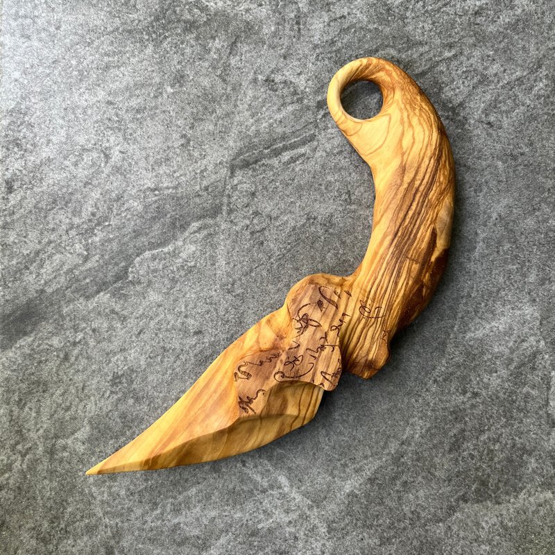 I sell swords, demon claw knives, sand scorpions, handmade wooden swords, art wooden knives, claw knives, demon swords paperweights - Items for Display - Wood Brown