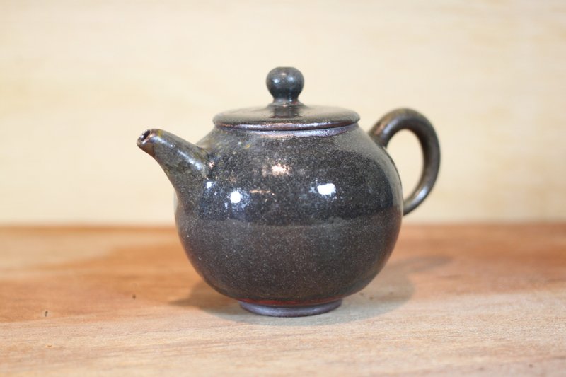 【送禮好物】銅紅釉 柴燒茶壺 名家葉敏祥手作 安心出貨 - 茶壺/茶杯/茶具 - 陶 
