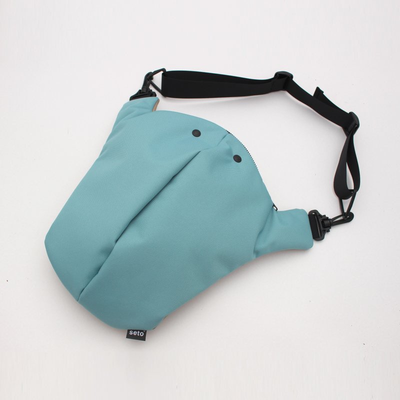 seto / creature bag / XLarge / O-sagari / Water-blue beige - กระเป๋าแมสเซนเจอร์ - เส้นใยสังเคราะห์ 