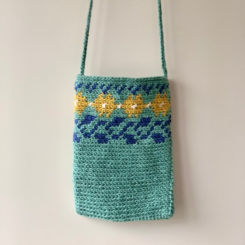 Small fresh green lake national wind flower cell phone bag / hand-woven cotton Linen carry bag - Messenger Bags & Sling Bags - Cotton & Hemp Green