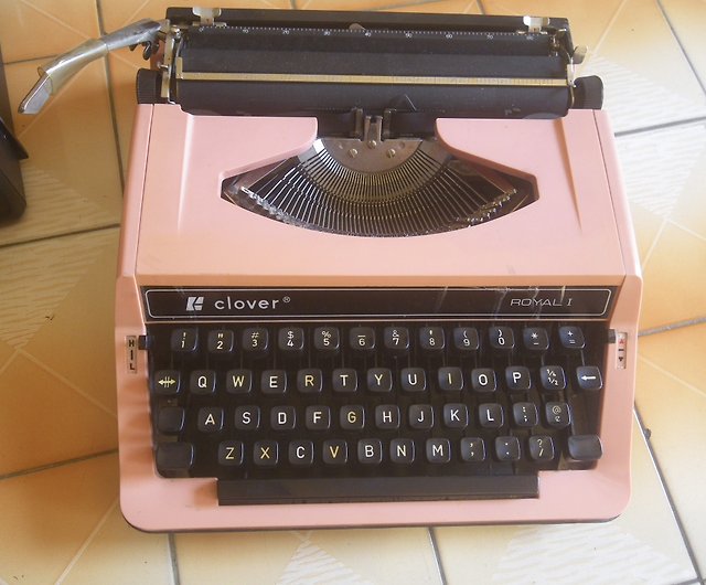 昔】初期の非常に珍しいピンクのタイプライターP-1 - ショップ OLD
