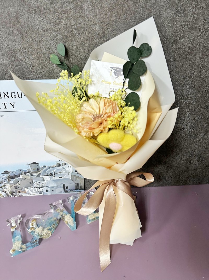 KL-fragrance graduation bouquet - เซรามิก - พืช/ดอกไม้ 