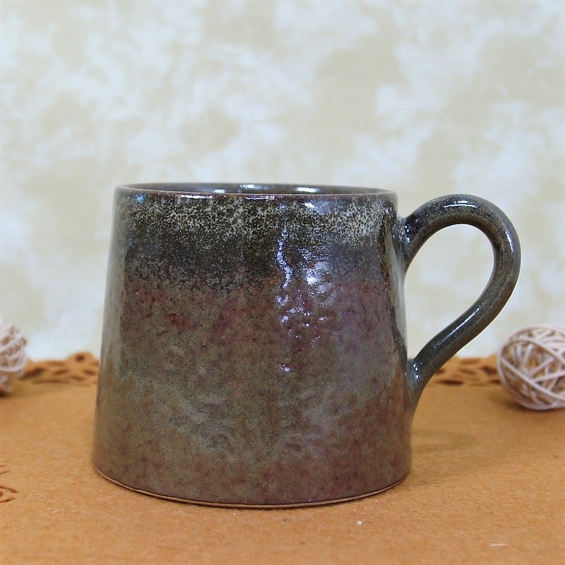 海參綠掛釉咖啡杯,茶杯,馬克杯,水杯,山形杯-約350ml - 咖啡杯 - 陶 咖啡色