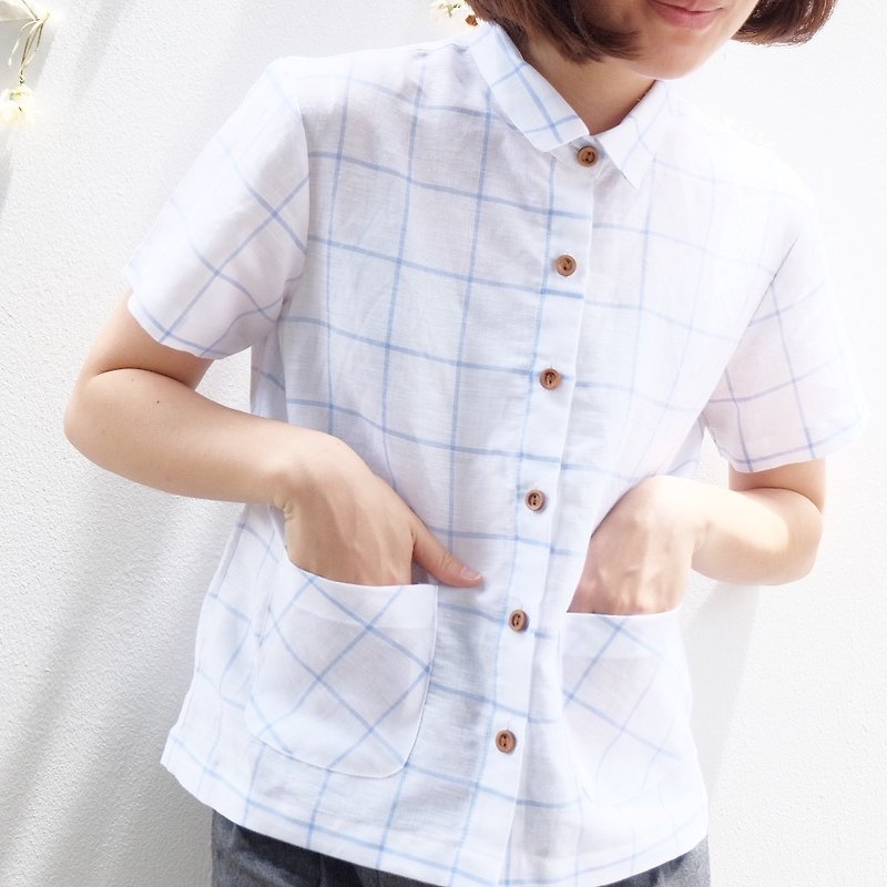 Mini-Pockets Shirt : Chess Pattern - เสื้อผู้หญิง - ผ้าฝ้าย/ผ้าลินิน ขาว