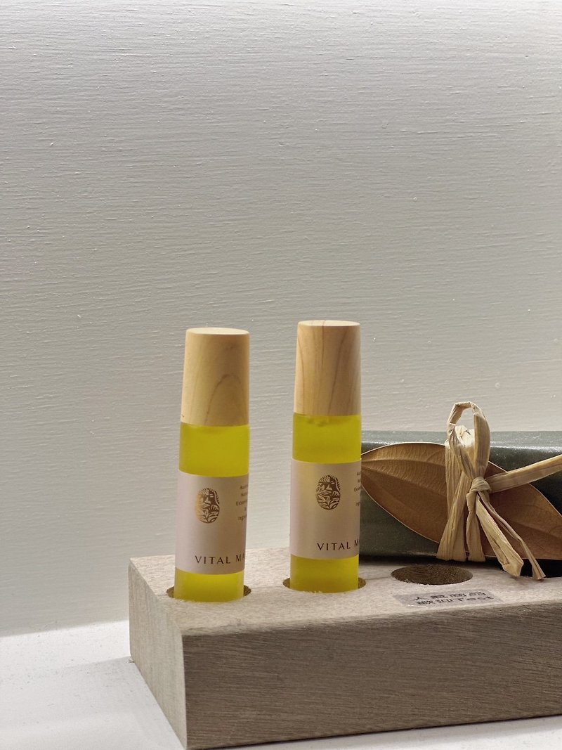 [Yueyue Anhao] Natural essential oil rolling stick for women's health care Mother's Day gift - น้ำหอม - แก้ว 