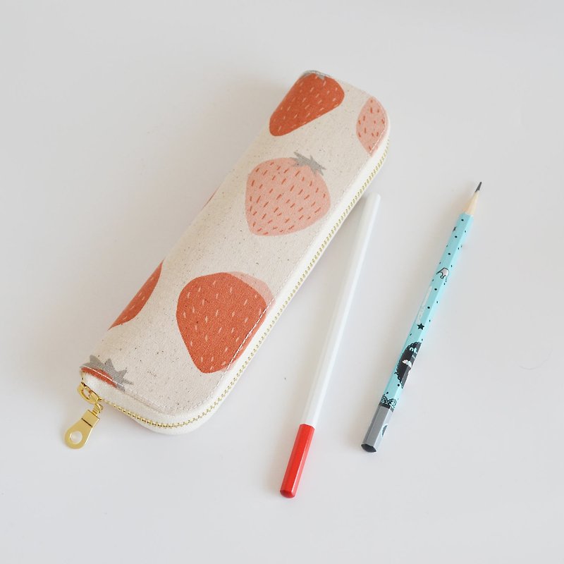 Cute strawberry fabric pencil case tableware bag - กล่องดินสอ/ถุงดินสอ - ผ้าฝ้าย/ผ้าลินิน 