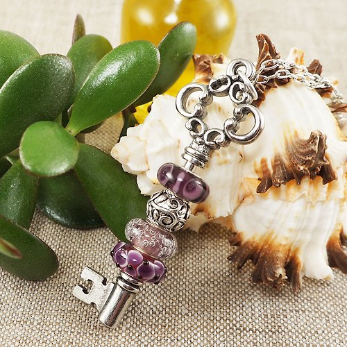 AGATIX Silver Skeleton Key Purple Lilac Lampwork Glass Euro Charm Necklace Jewelry Gift