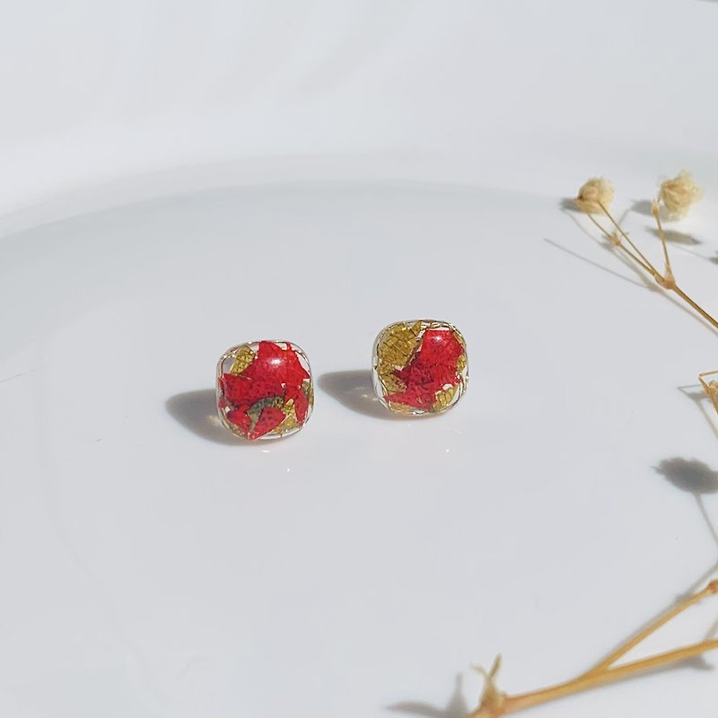 Embossed Resin Earrings | Preserved Flower Earrings | Dried Flower Earrings | Hand Made Earrings - Earrings & Clip-ons - Plants & Flowers Red