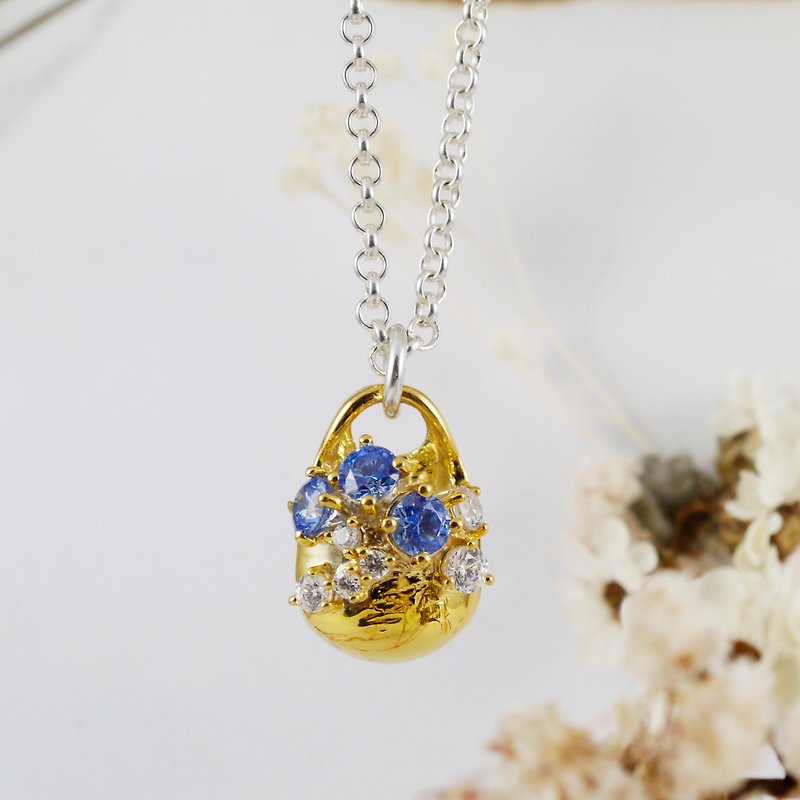 [Shipping] Women's peace of mind Department - basket-like dream -Swarovski Swarovski necklace Stone - Necklaces - Other Metals Gold