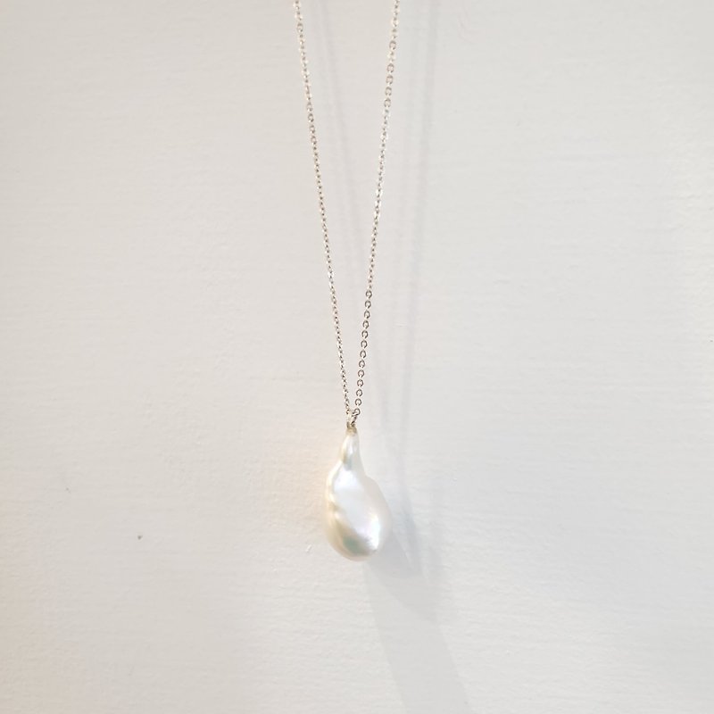 【項鍊】變形珍珠純銀項鍊 母親節/ 畢業禮物/ 情人節禮物 - 項鍊 - 珍珠 白色