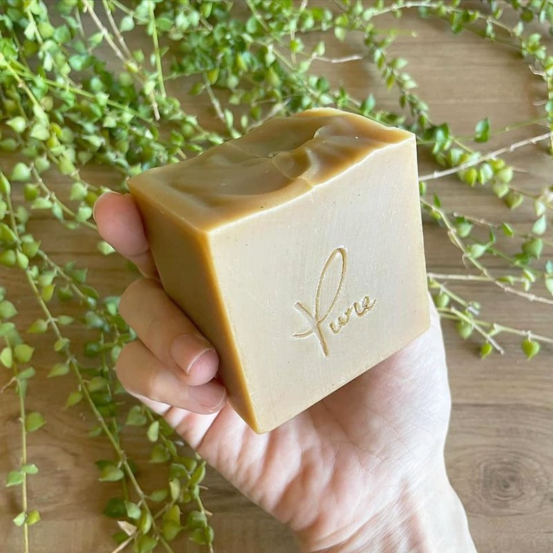 Pure純粹手工皂-山茶花皇后髮皂200g - 潤髮乳/護髮用品 - 植物．花 咖啡色