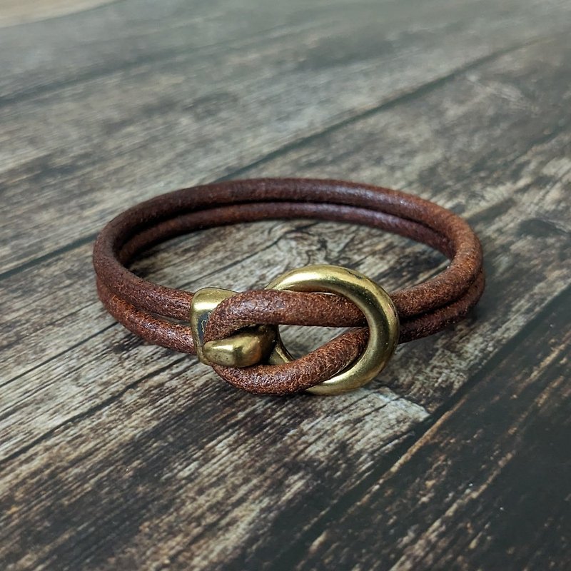 Spain Hook deep Brown leather leather cord bracelet bronze fasteners - Bracelets - Genuine Leather Brown