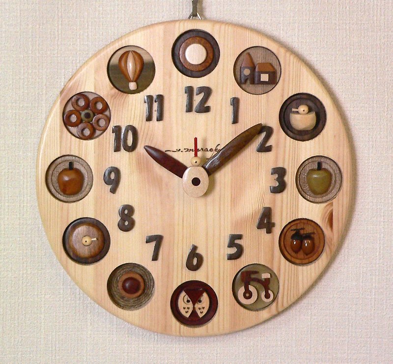 Circle Nordic Pine 30cm - Clocks - Wood White