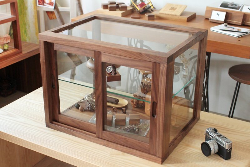 Walnut glass dessert cabinet/collection cabinet/bread cabinet - เครื่องครัว - ไม้ สีนำ้ตาล