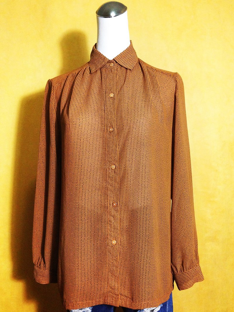 Ping-pong vintage [vintage shirt / chiffon long-sleeved striped Nippon vintage shirt] abroad back VINTAGE - เสื้อเชิ้ตผู้หญิง - เส้นใยสังเคราะห์ สีนำ้ตาล