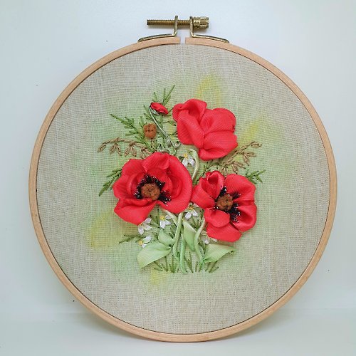 Embroidery Dreams 繡圖 罌粟 Embroidered picture red poppy, ribbon embroidery wall decor