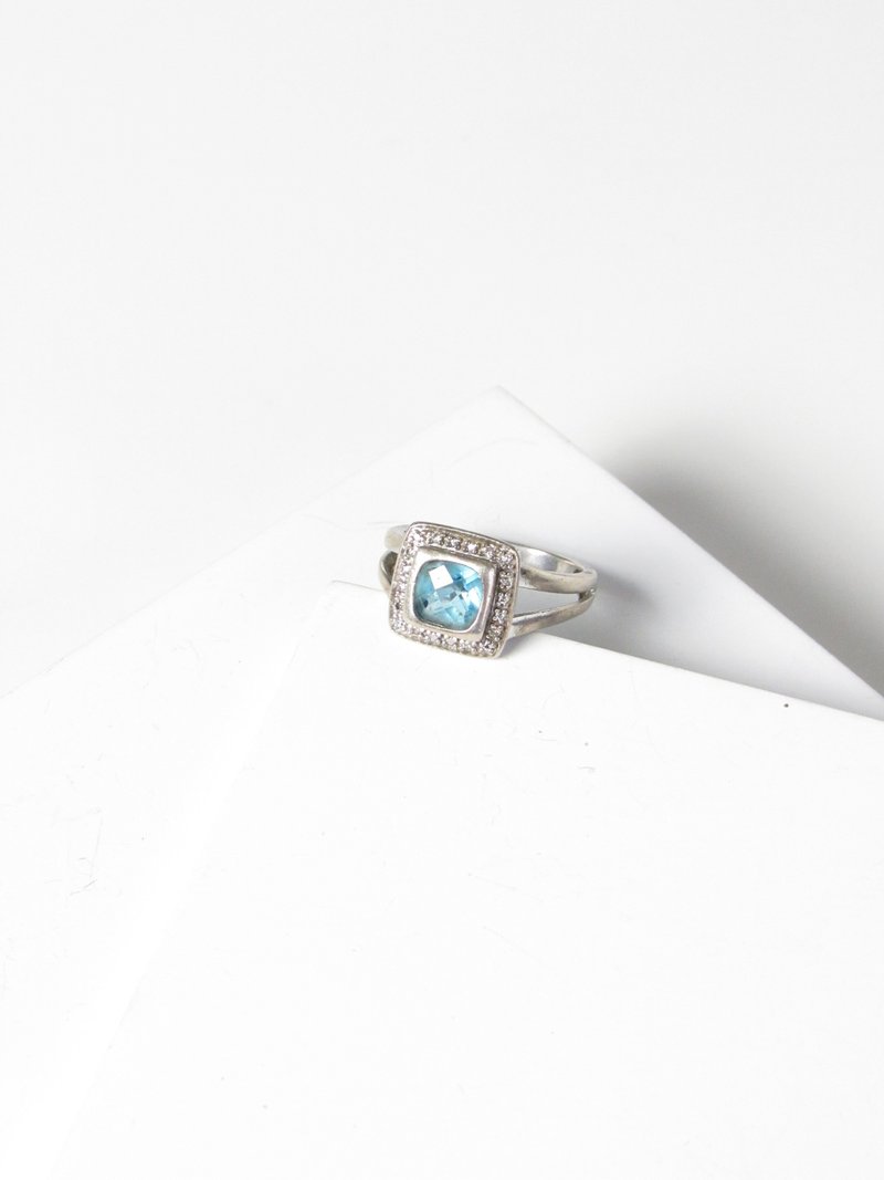 Vintage Square Light Blue Topaz White Gold Statement Ring - 戒指 - 貴金屬 銀色