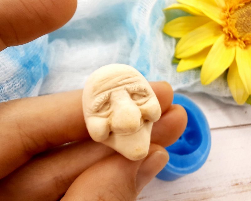 Silicone mold Old Face/Witch for Clay size 2,4x2,7cm/0,94x1 inch Halloween decor - Other - Silicone Blue