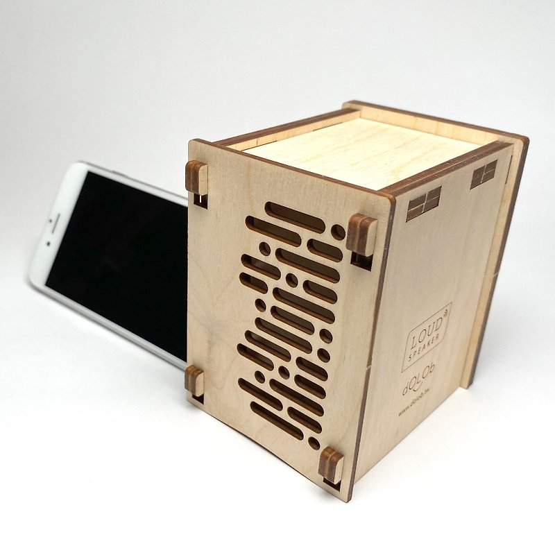 Christmas gift exchange gift dOLOb-DIY wooden \ plug-in free / smart phone amplifier base