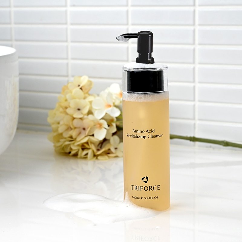 【TRIFORCE】Yeast Amino Acid Revitalizing Fine Cleanser 160ml Sensitive skin savior - ผลิตภัณฑ์ทำความสะอาดหน้า - พลาสติก สีทอง