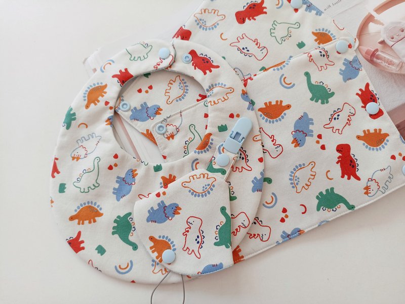 [Shipping within 5 days] Dinosaur Moon Gift Baby Bib Carrier Slobber Tissue 2-in-1 Milk - Baby Gift Sets - Cotton & Hemp Multicolor