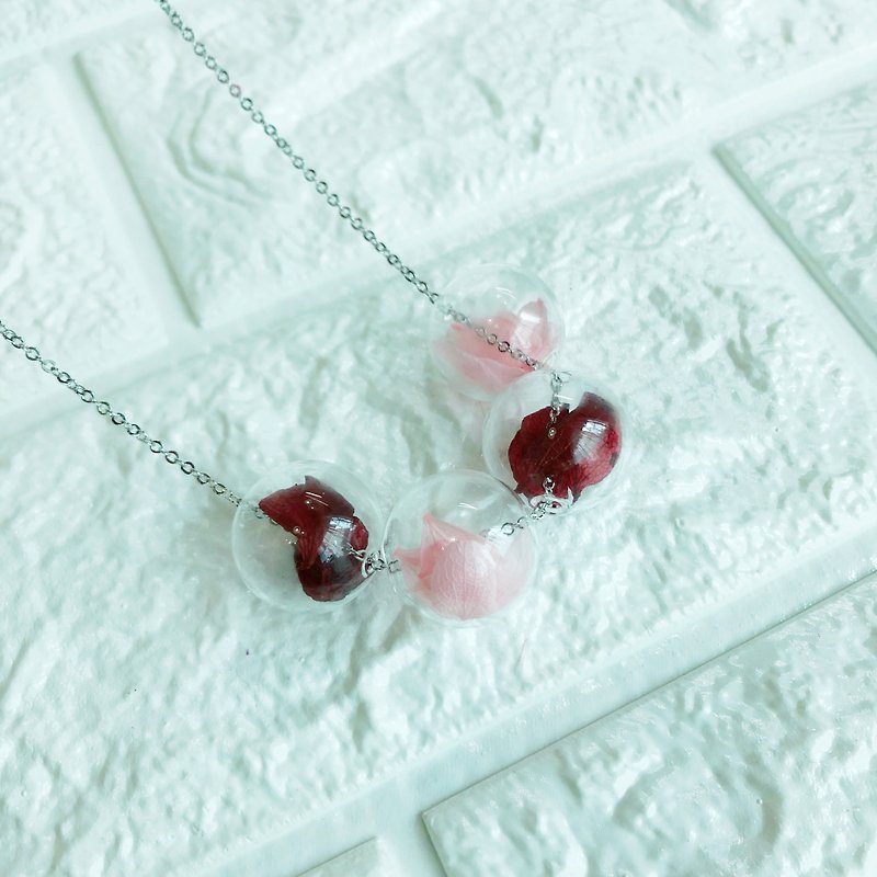 Red Pink Necklace Bridesmaid gift wedding gift Glass Ball Flower - สร้อยคอ - แก้ว สึชมพู