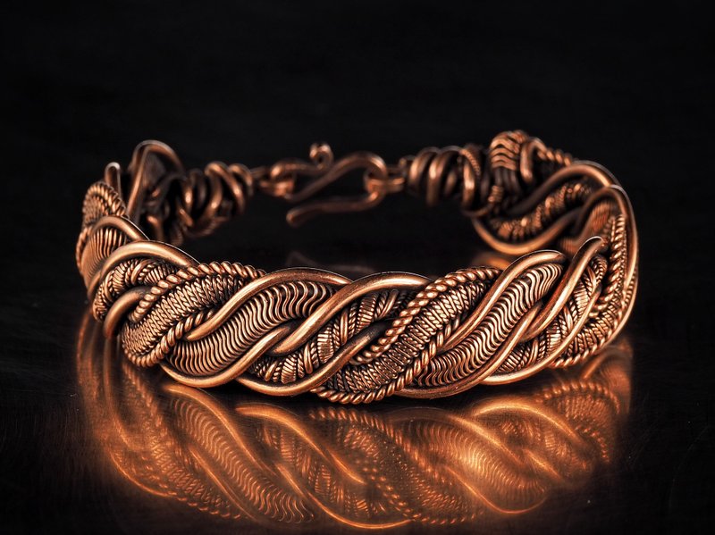 Copper bracelet for woman  Antique style Handcrafted wire woven copper jewellery - Bracelets - Copper & Brass Gold