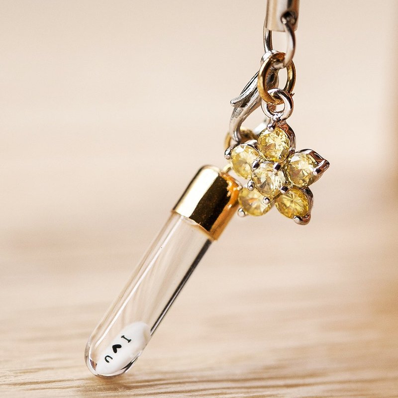 Meters of artificial carving room "hand-made mobile phone dust plug guest strap" style M- yellow diamond pendant cherry iphone android Universal 3.5mm - Phone Stands & Dust Plugs - Glass Gold