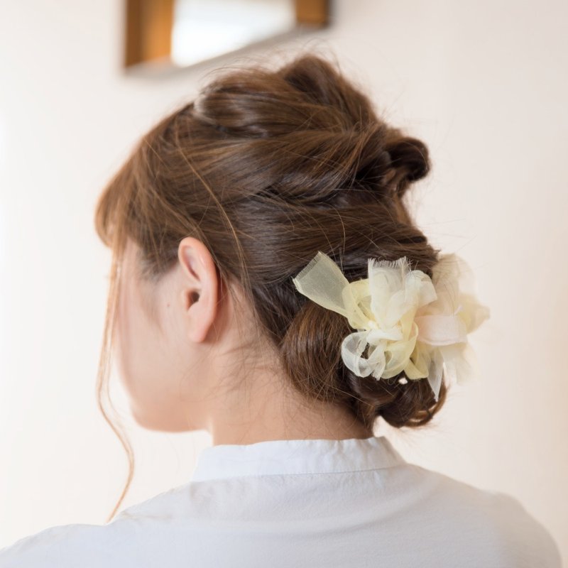 Dandelions | Colorful blooming barrette / hair clip - Hair Accessories - Polyester Yellow