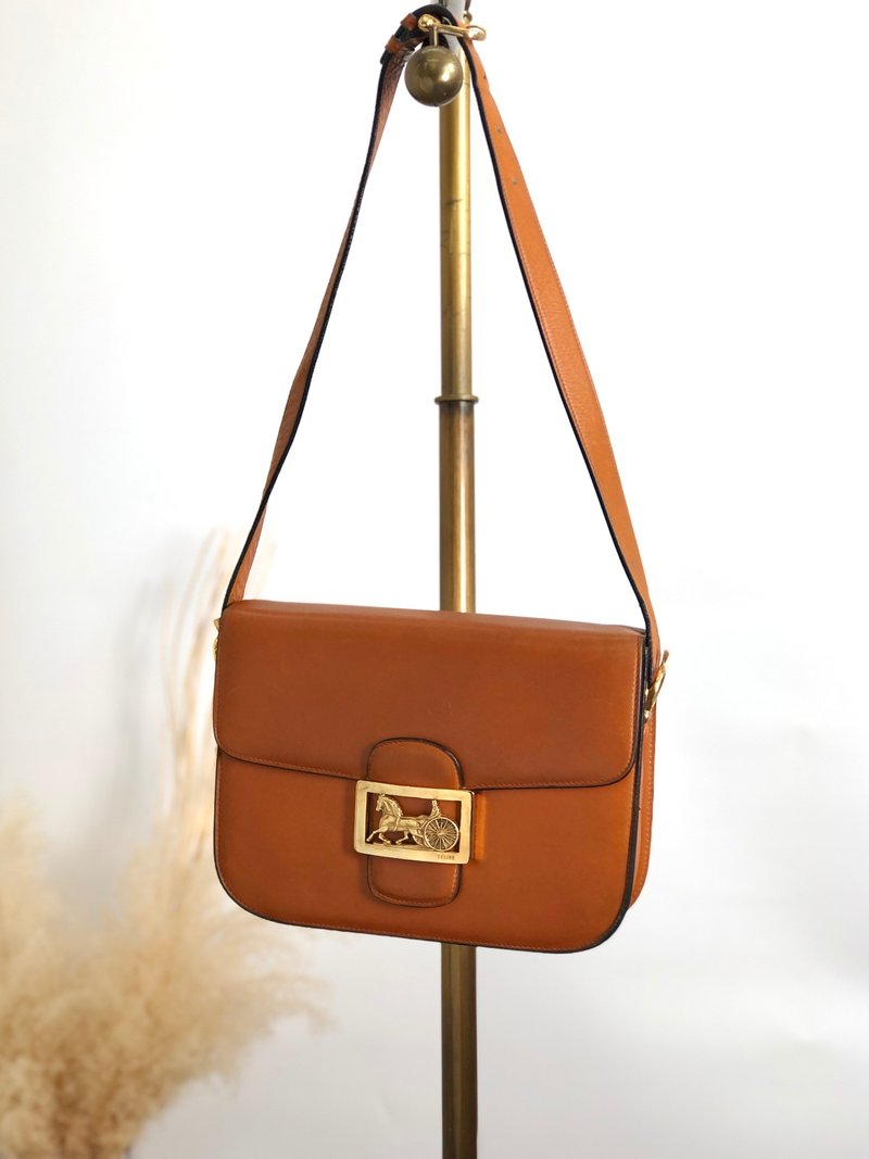 【 日本直送　名牌中古包 】CELINE セリーヌ ショルダーバッグ ブラウン 馬車 ホースキャリッジ レザー vintage ヴィンテージ pejihj - 手提包/手提袋 - 真皮 咖啡色