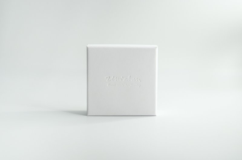 品牌飾品收納盒 加購 滿兩仟贈 - 禮物盒/包裝盒 - 紙 白色